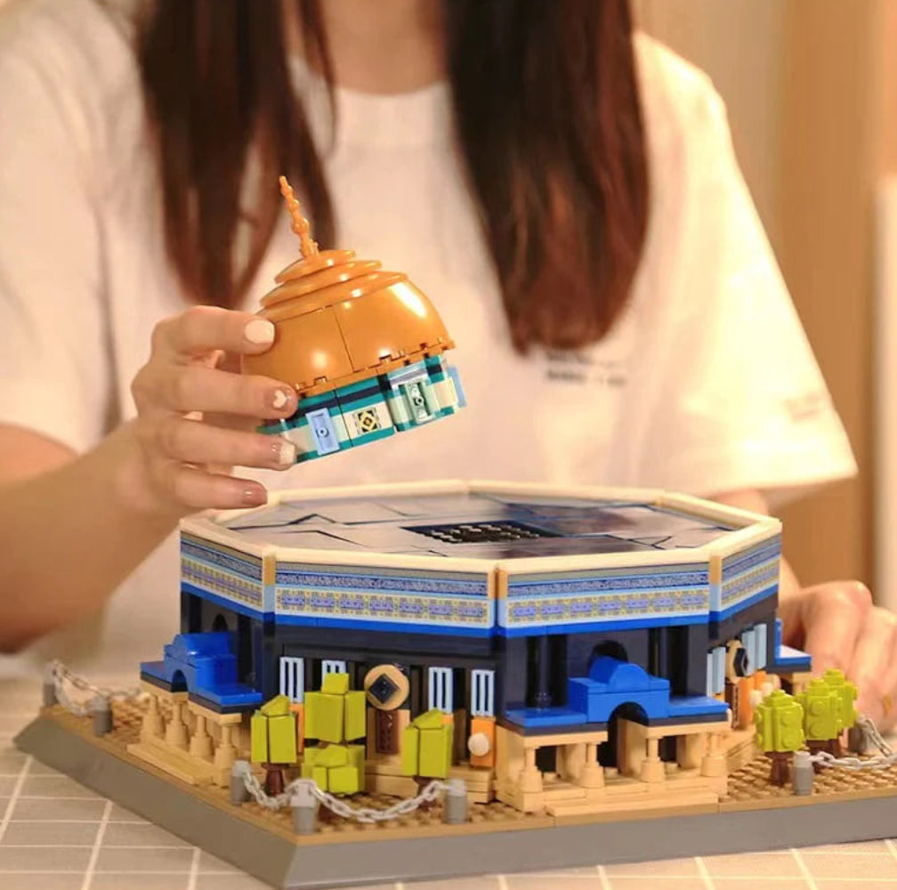 Dome of the Rock Qubbat al-Sakhra Jerusalem 983-Piece Architecture Model – Islamic Building Blocks Toy
www.islamicbrands.org