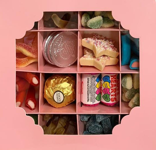 Pink Sweets Box – 16 Pick & Mix Halal Jelly Selection | Halal Gift Hamper & Islamic Candy Box