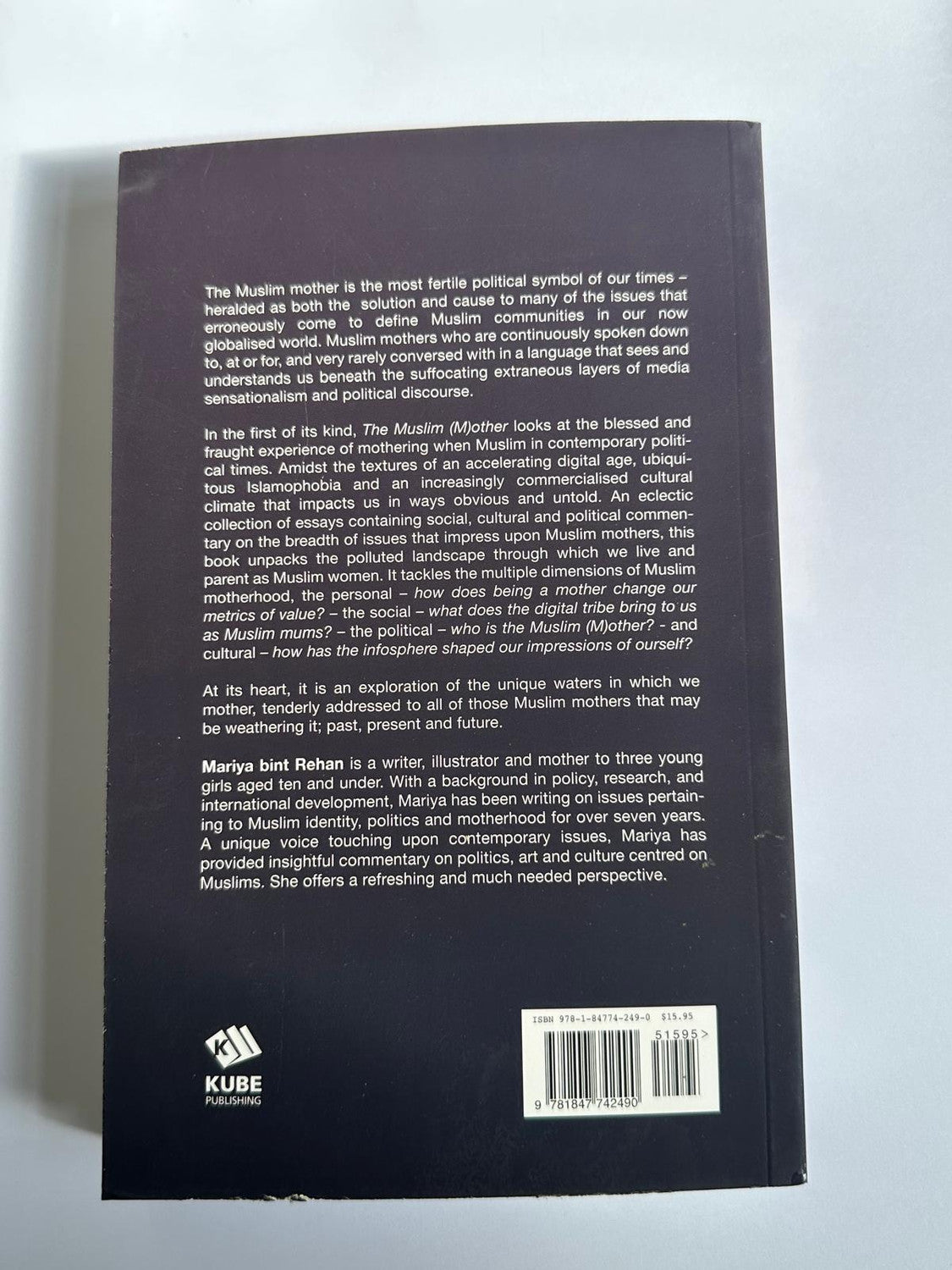 The Muslim Mother – Islamic Guide to Motherhood, Parenting & Raising Righteous Children